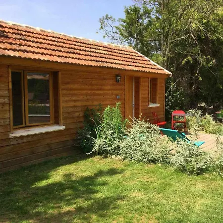 Mas Provençal Avec Bassin Naturel Et Jacuzzi, Très Belle Vue, Situé à Pujaut, Proche D'avignon, 10 Personnes, Ls6-345 Bori Casa de Férias