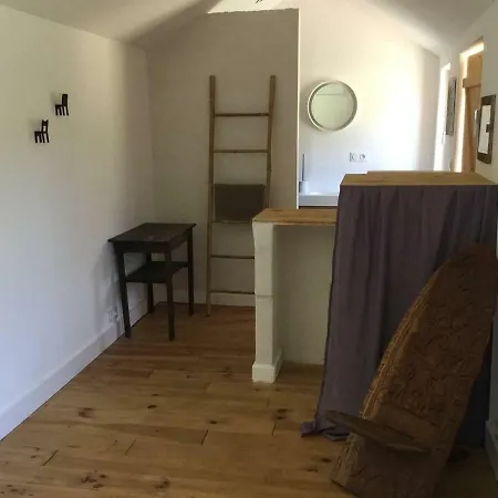Casa de Férias Mas Provençal Avec Bassin Naturel Et Jacuzzi, Très Belle Vue, Situé à Pujaut, Proche D'avignon, 10 Personnes, Ls6-345 Bori